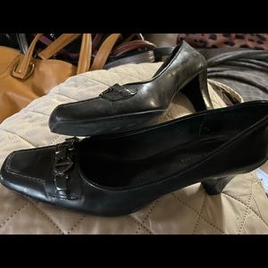 Etienne Aigner heels